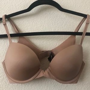 Victoria’s Secret Push-Up Plunge Bra